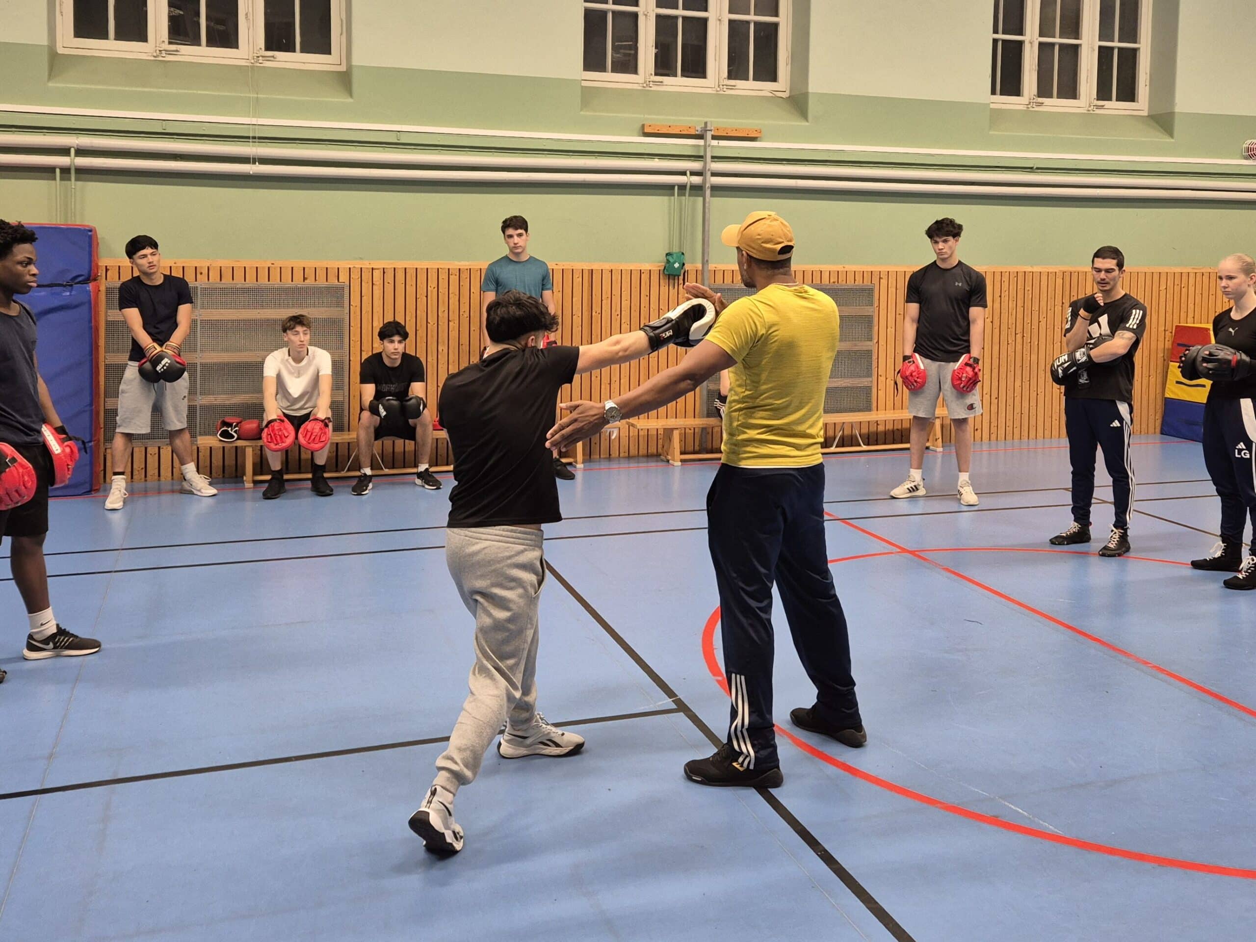 Couch visa Kubask boxning tekniken